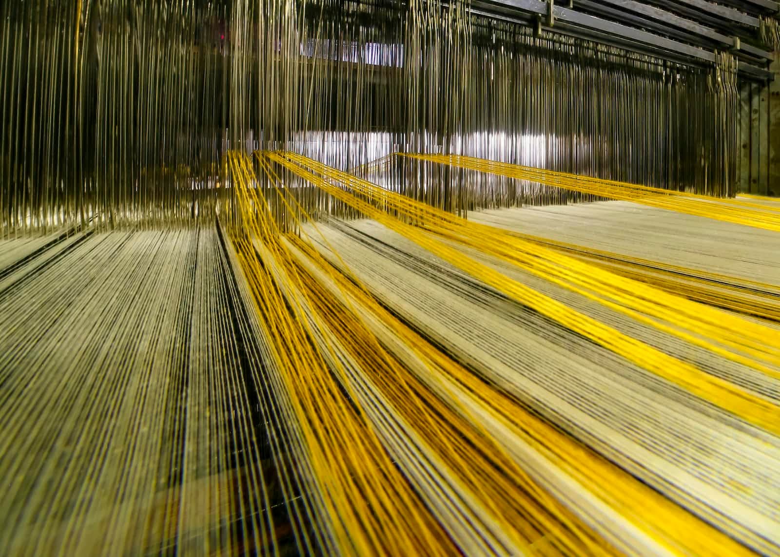 How to curb aggressive parallelism in Microsoft SQL Server